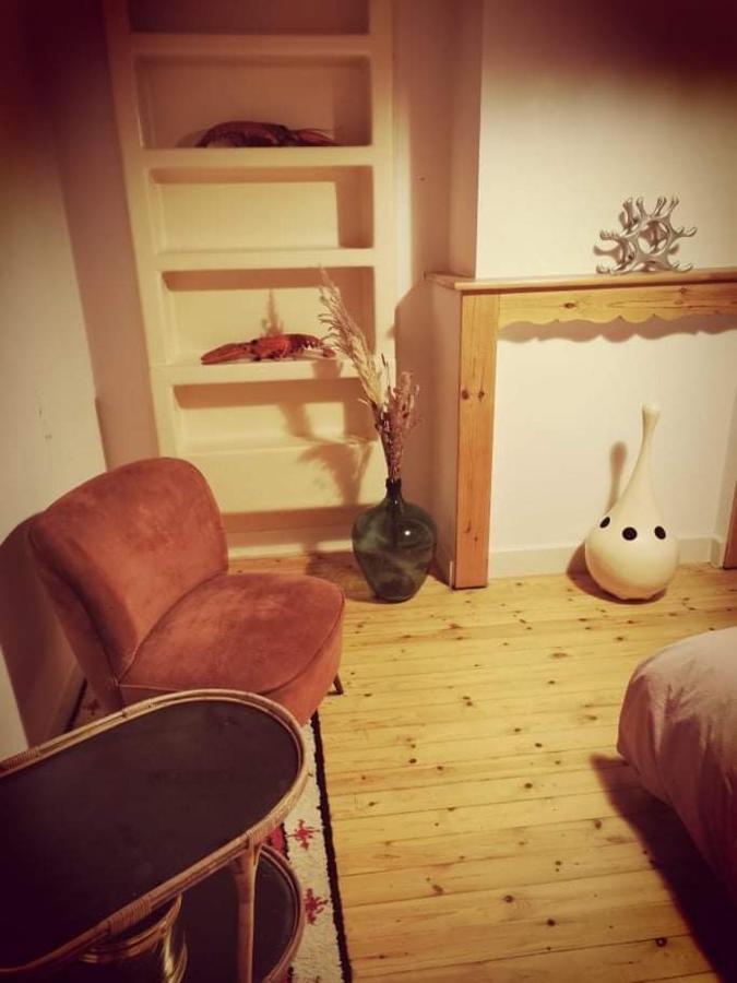 Вилла Karaktervolle Woning Met Zwembad Te Ронсе Экстерьер фото